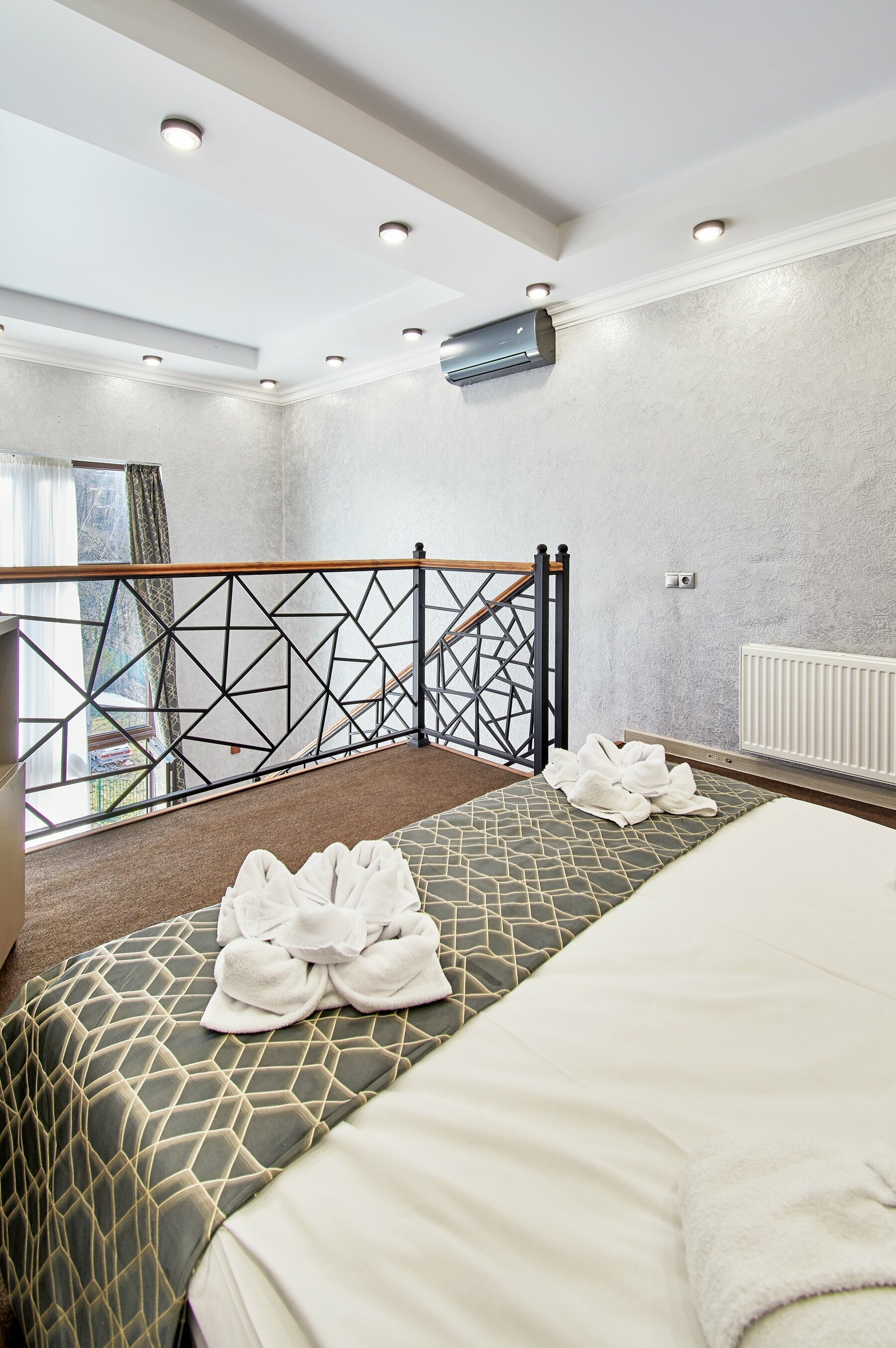 Двухуровневый четырехместный номер