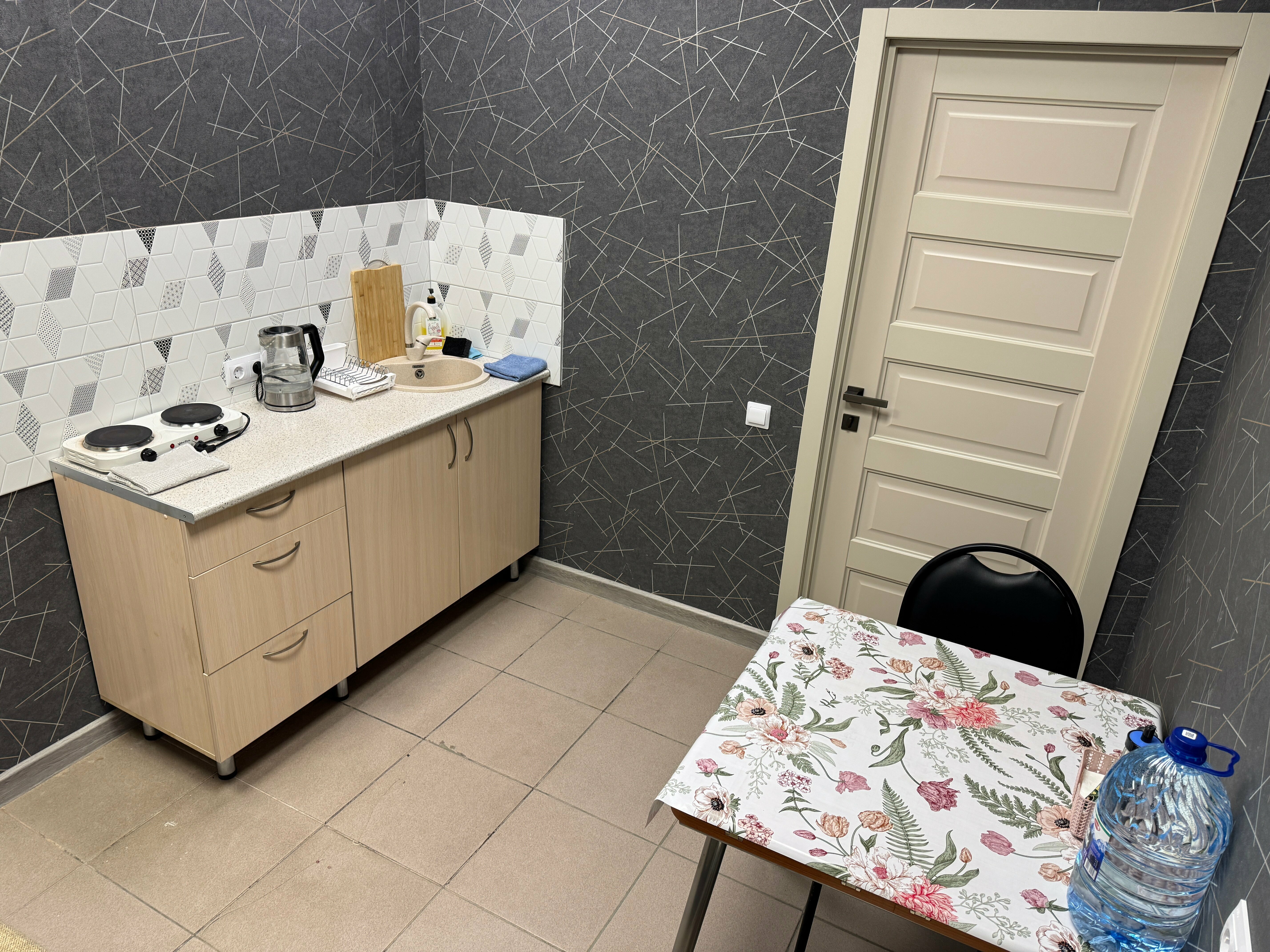 Одноместный номер с общим туалетом