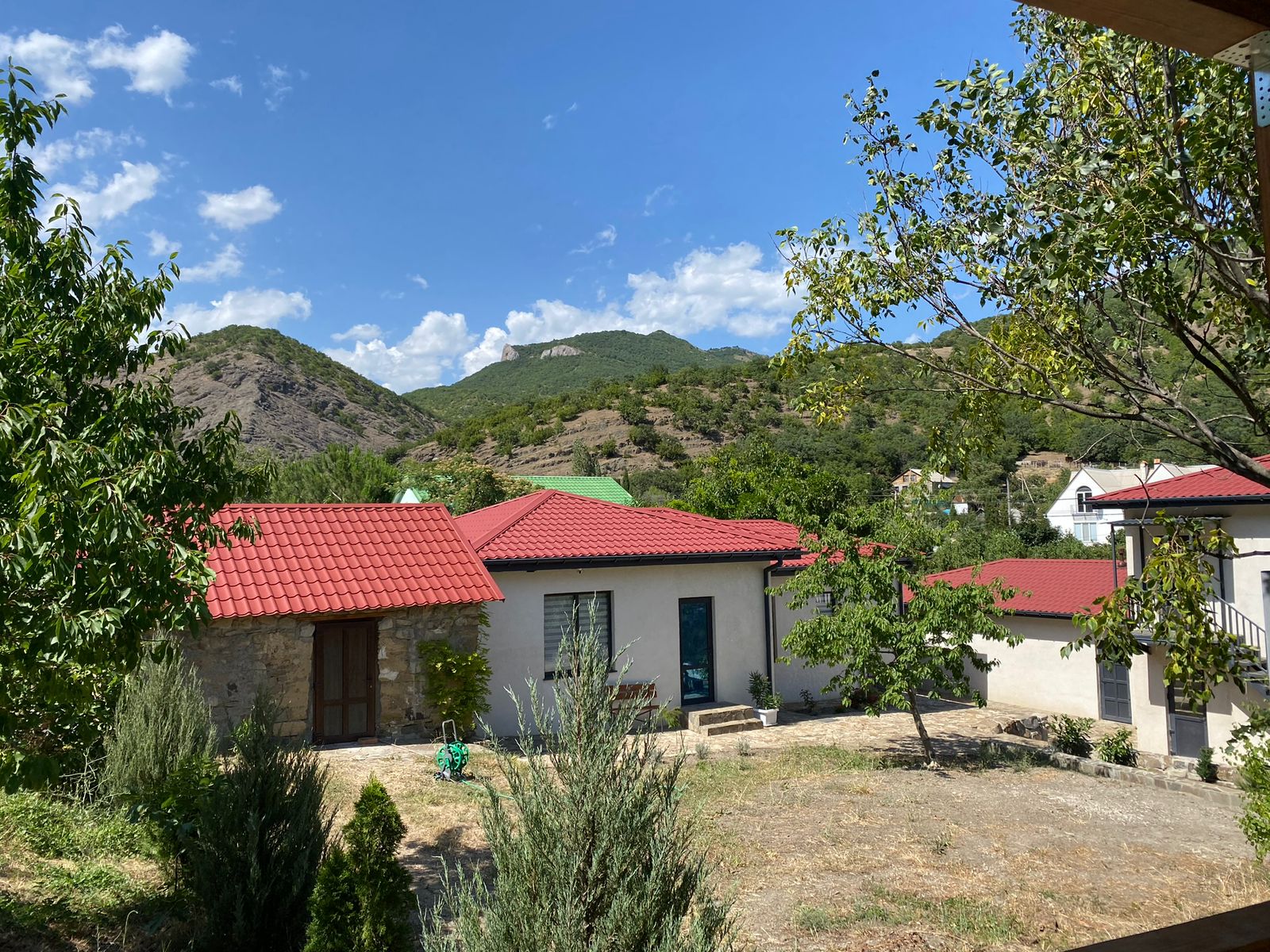 Улучшенные апартаменты