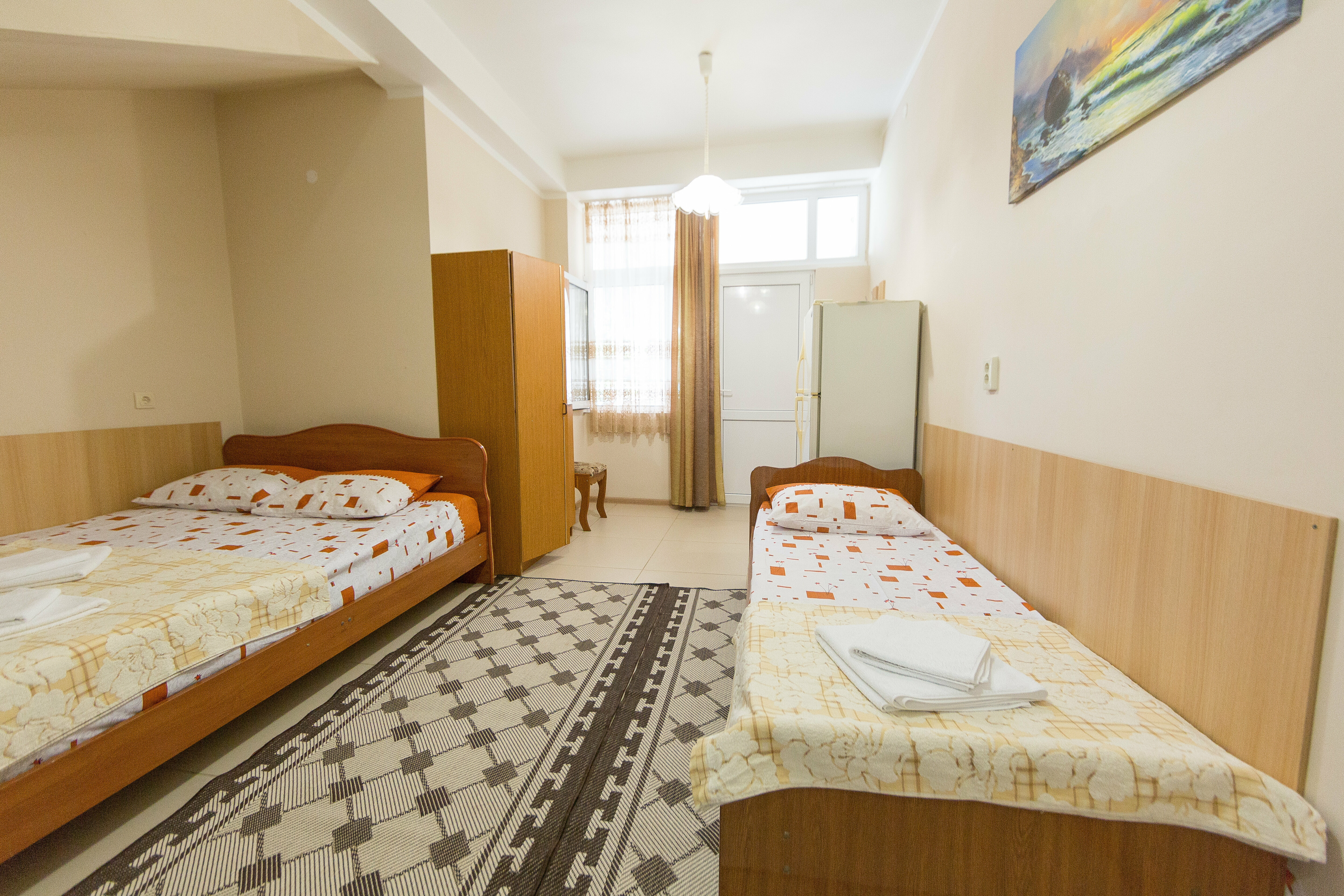 Бюджетный трехместный номер