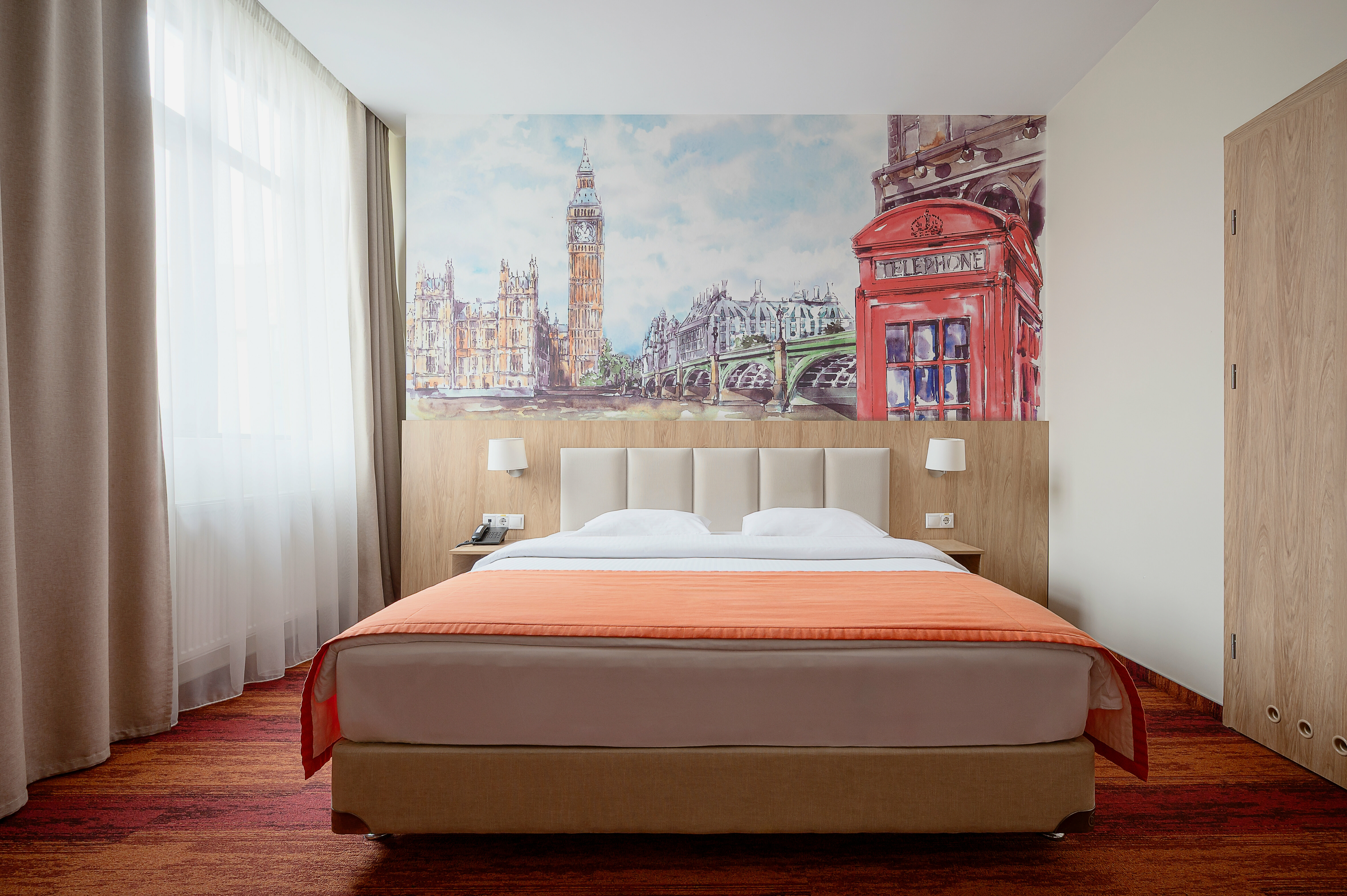 Стандартный двухместный номер с 1 большой кроватью