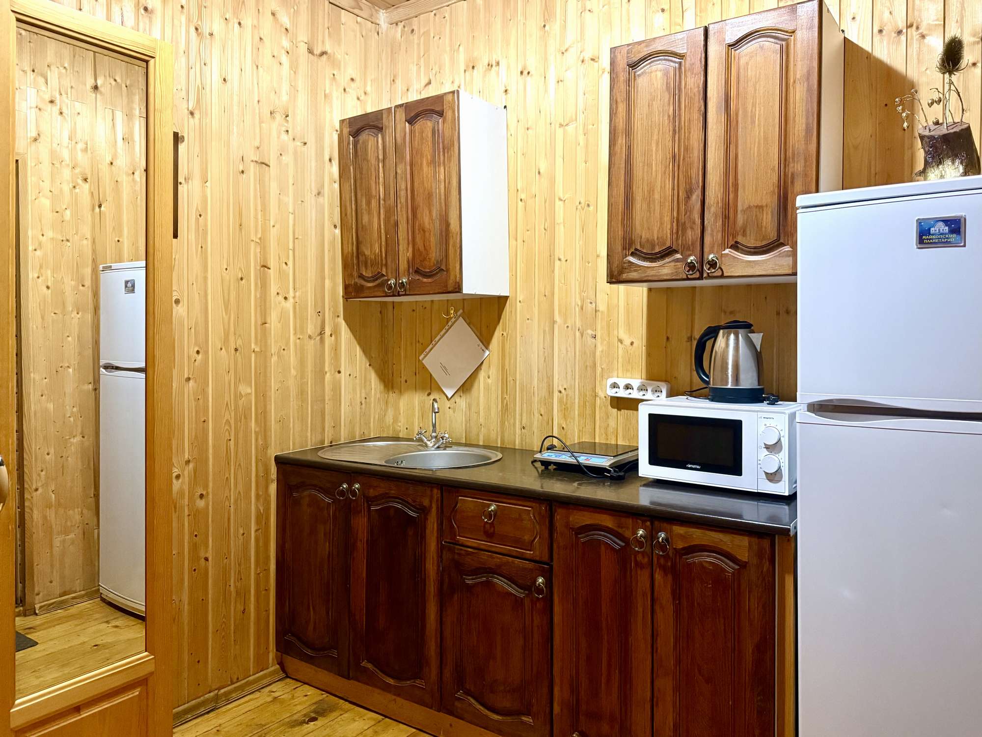 Трехместный номер  с кухней корпус Б - Тхач