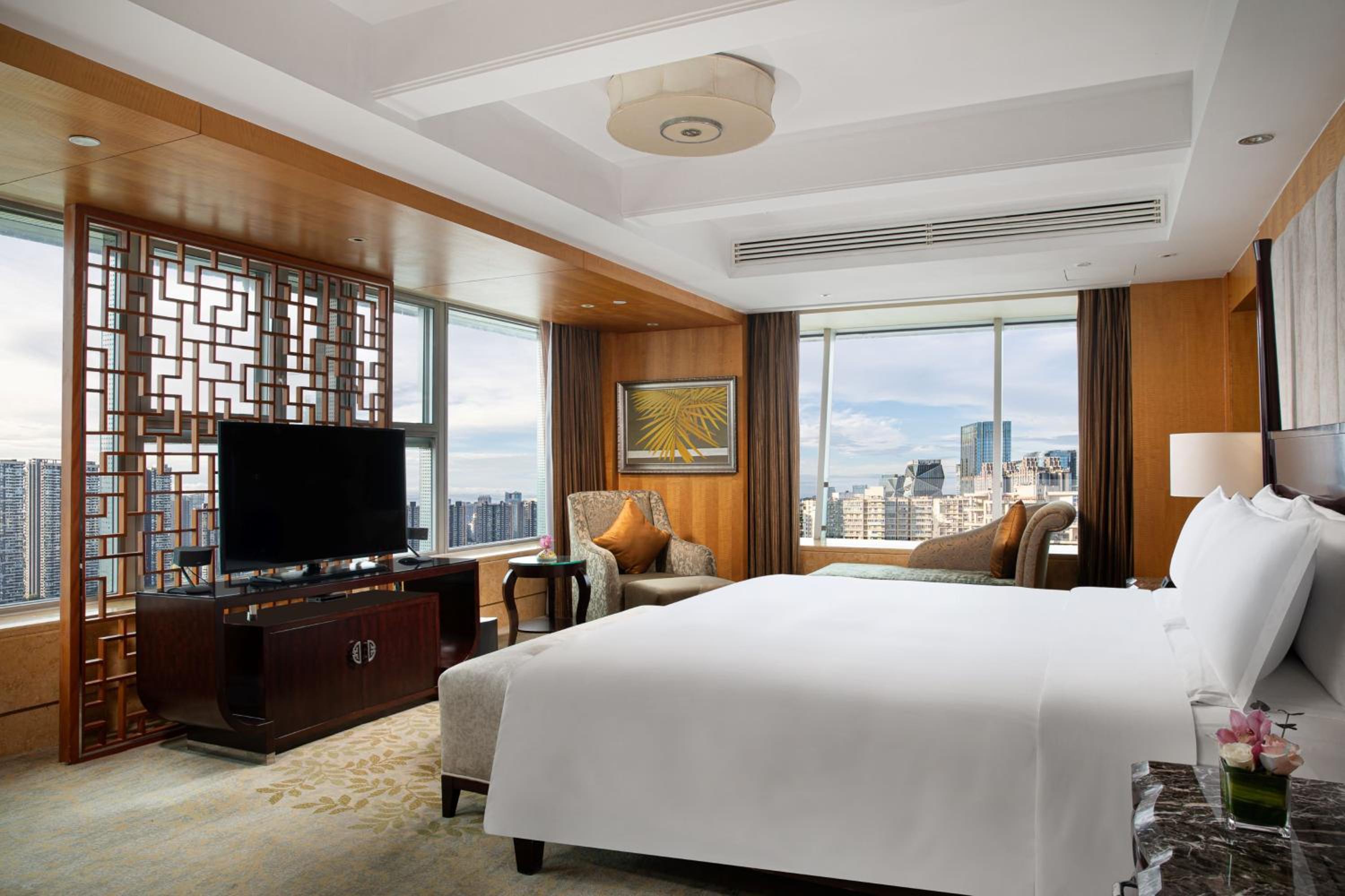 Vise Presidential Suite