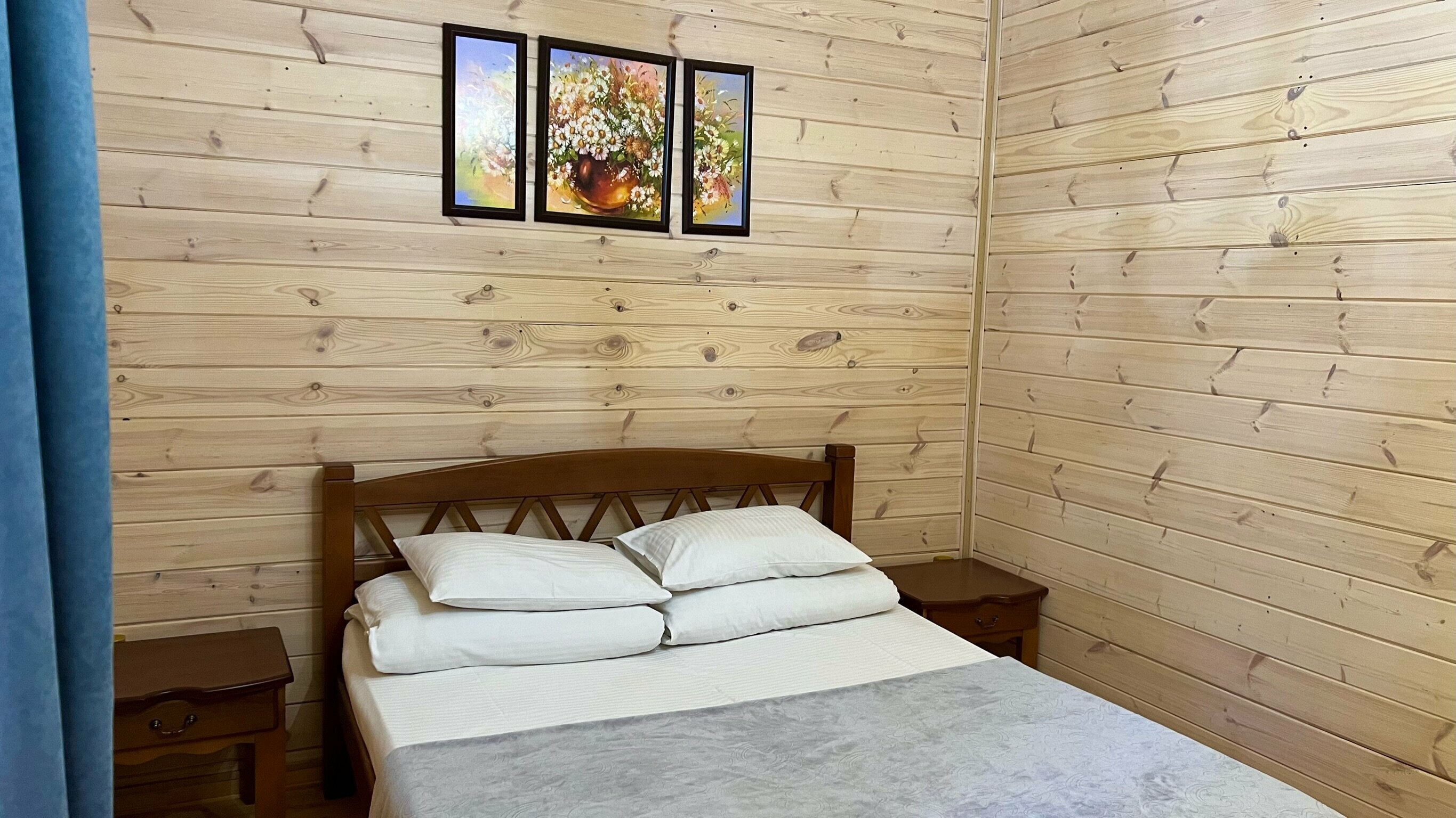 Семейный номер с видом на горы