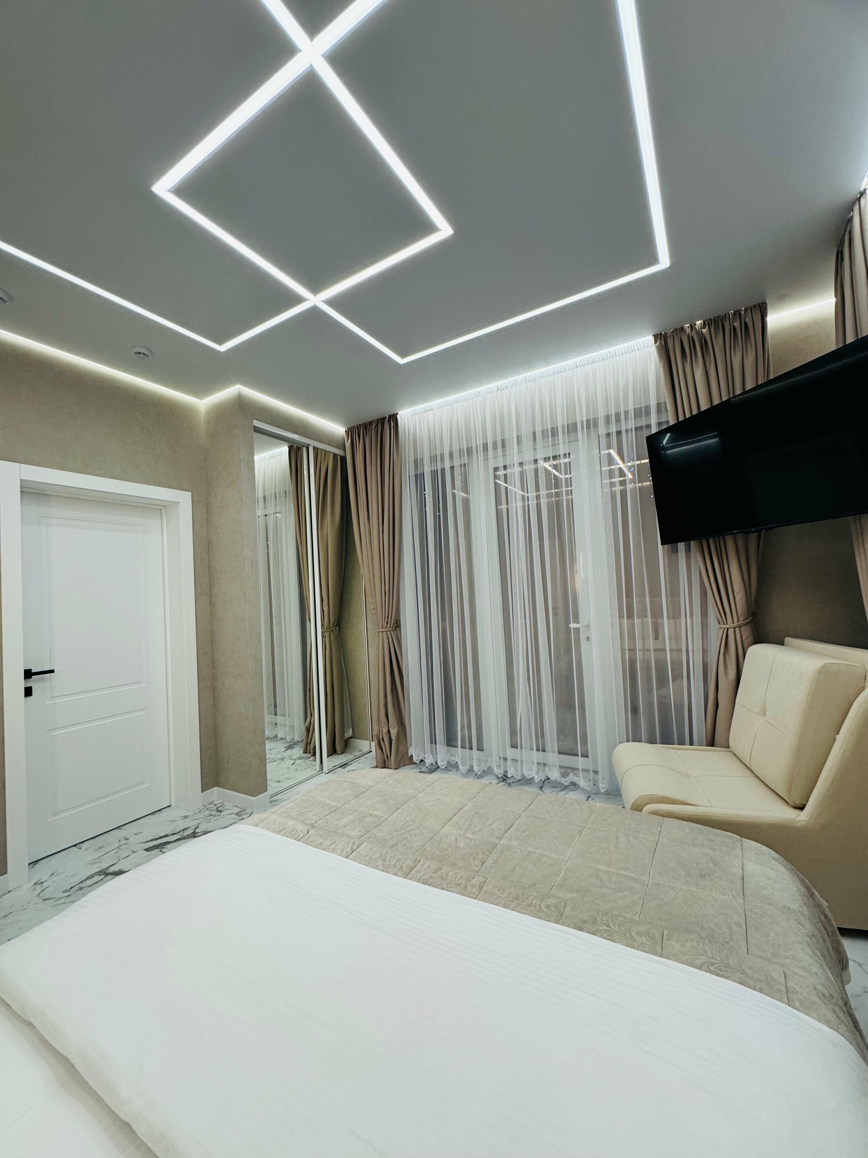 Дом с собственным бассейном