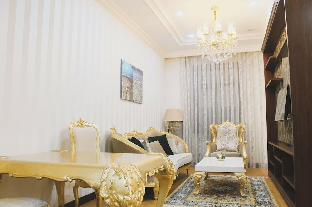 Deluxe Studio, Courtyard View