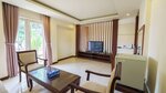 Deluxe Suite в Petro House Hotel