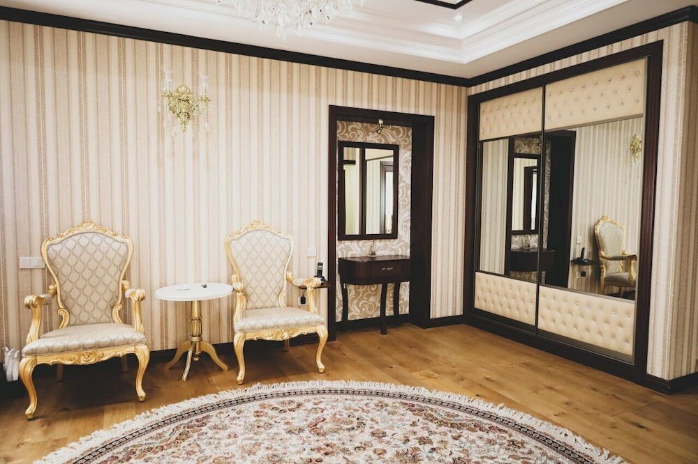 Apartment, 3 Bedrooms, Balcony, City View