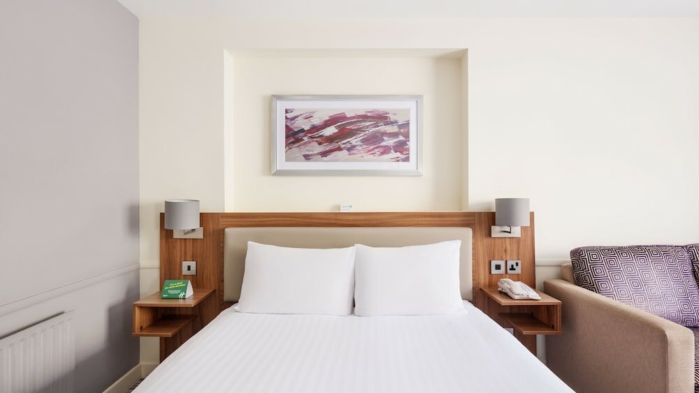 Standard Room, 1 King Bed with Sofa bed