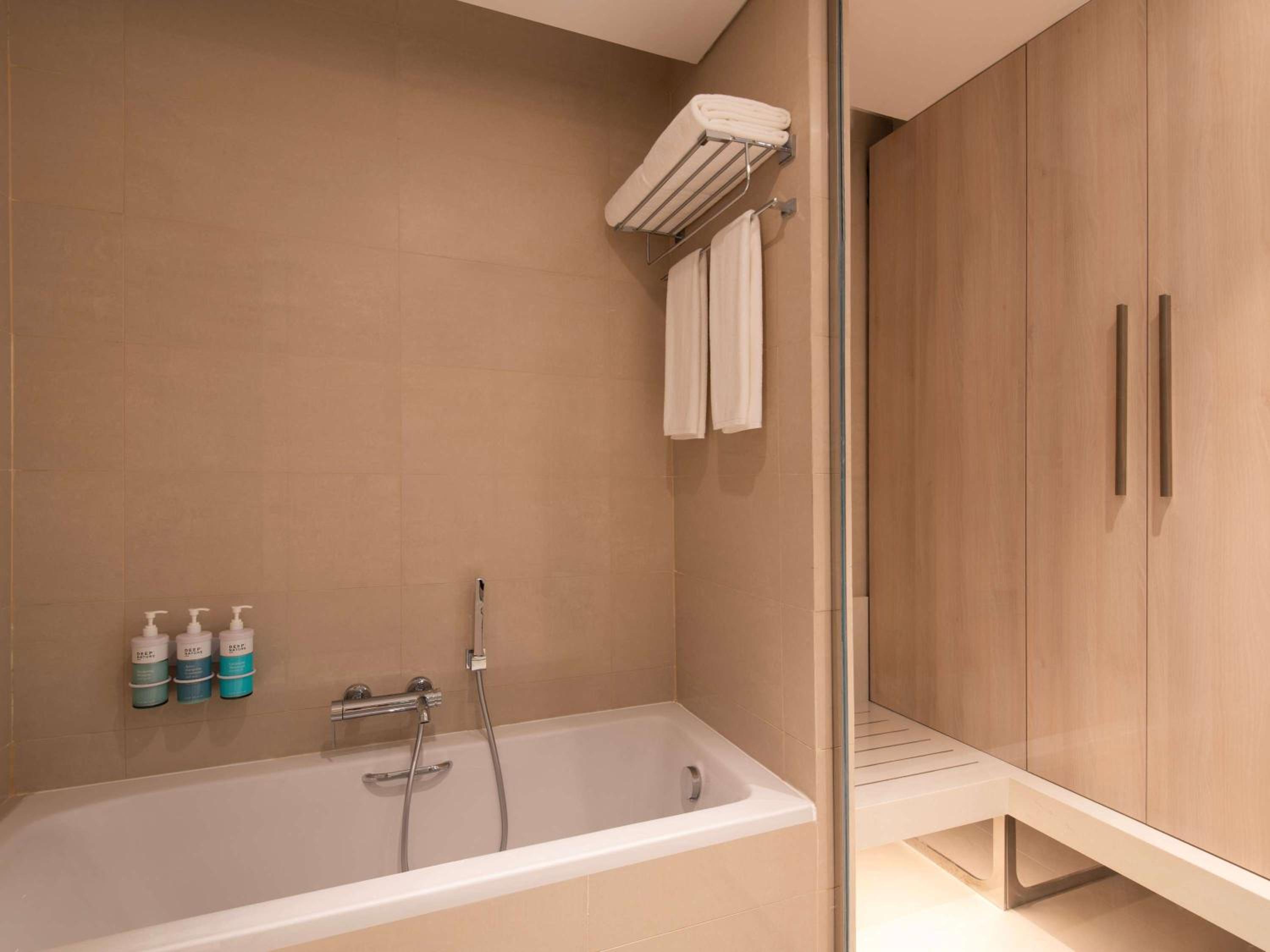 Executive Suite with One Double Bed