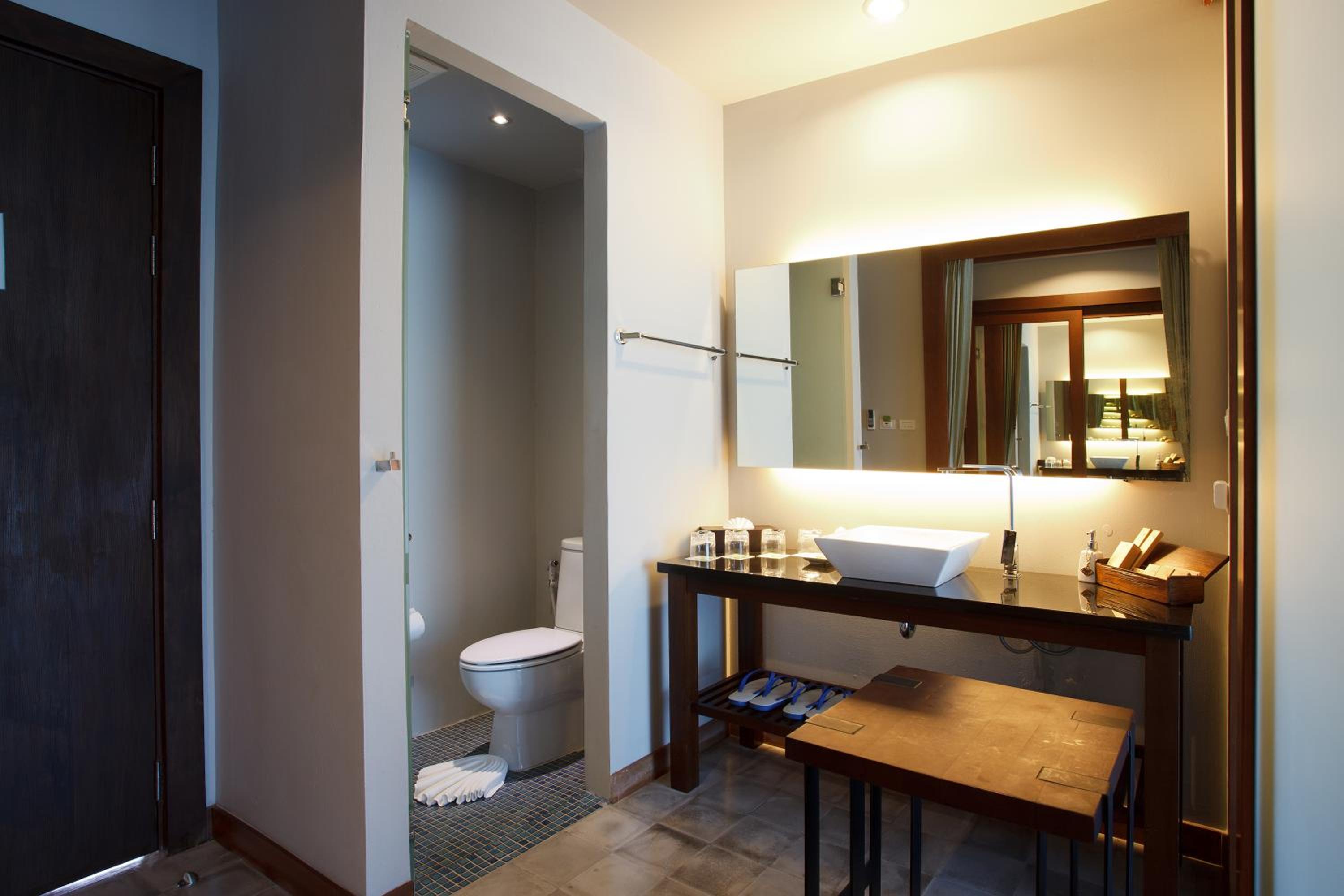 Deluxe Suite Premium