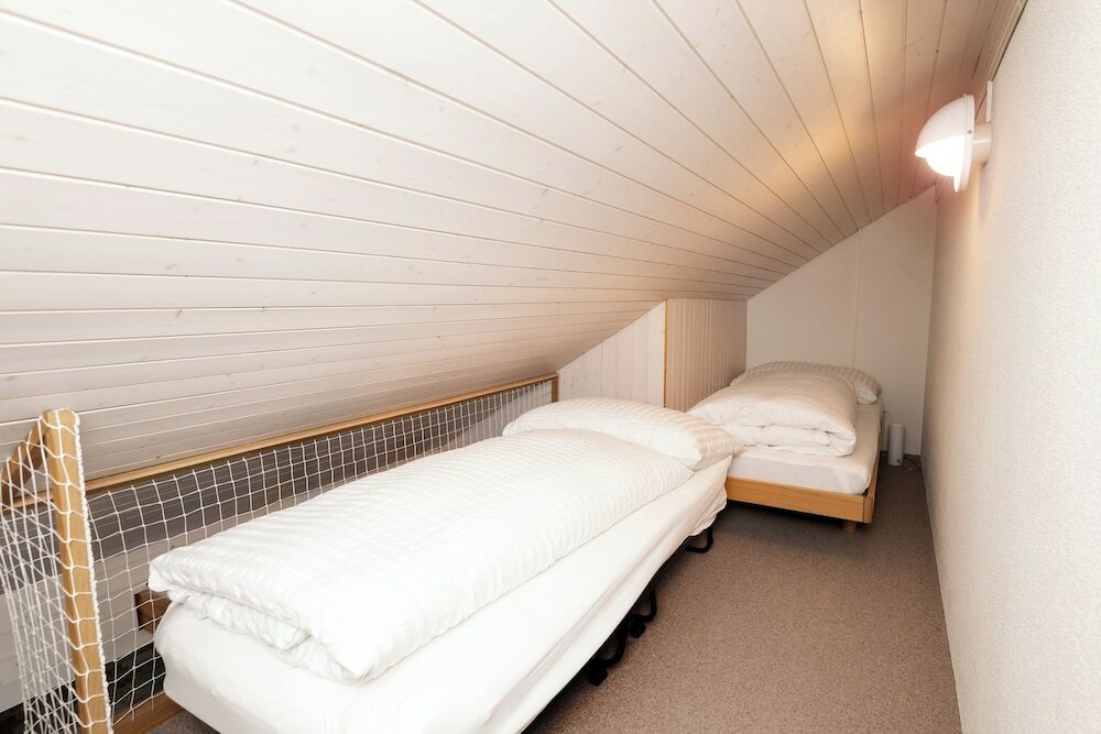 Family Room, Balcony, Lake View