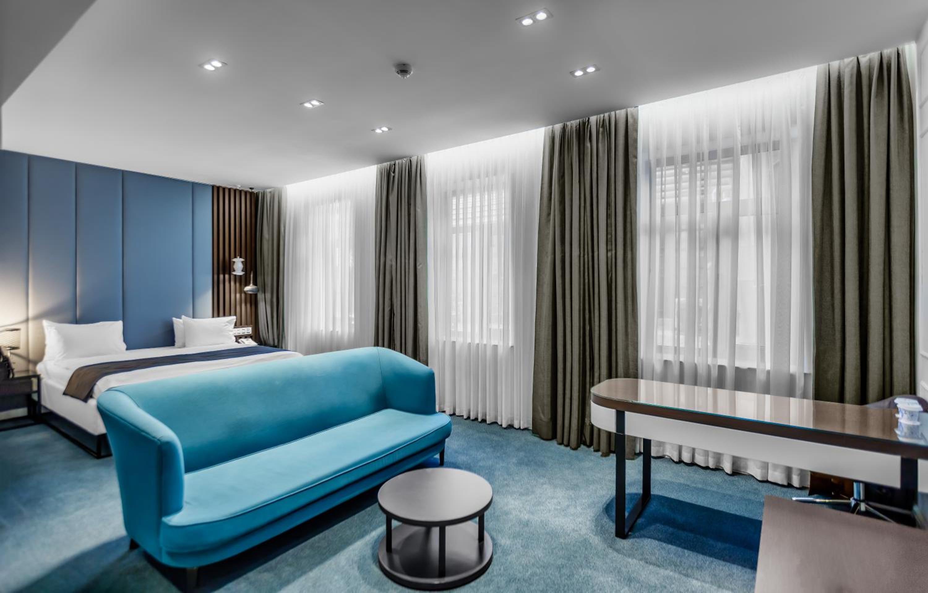 Deluxe Double or Twin Room