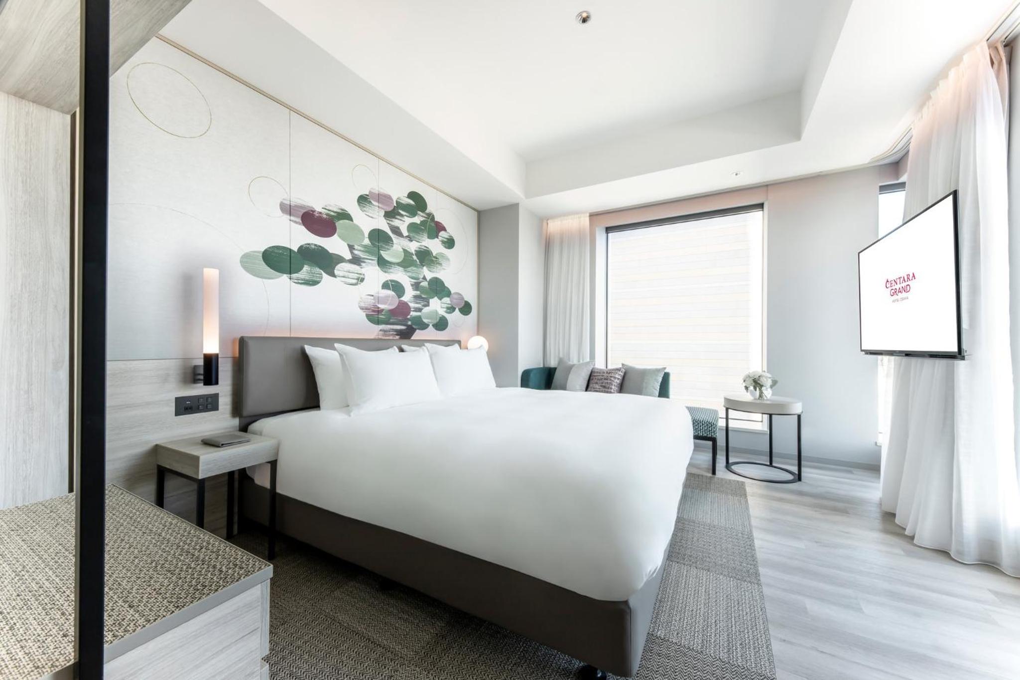 Family Room - Club Floor