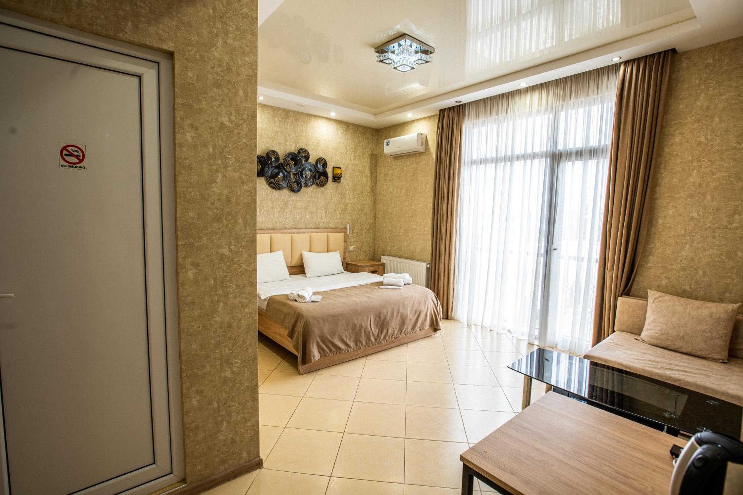 Double Room With Private Bathroom