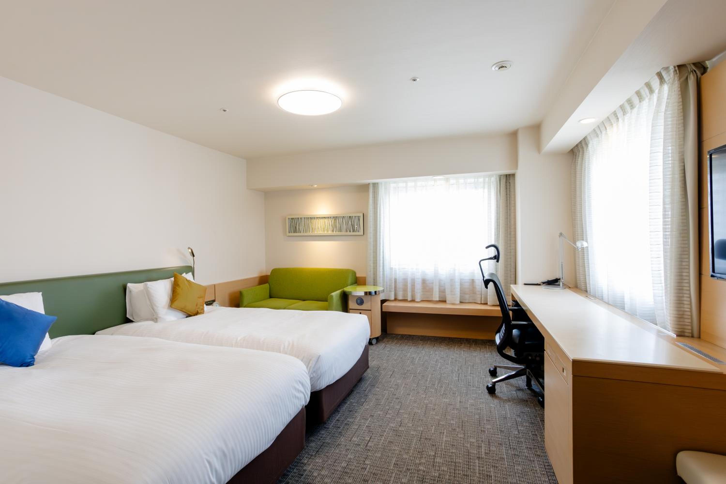 Premier Twin Room - Non-Smoking