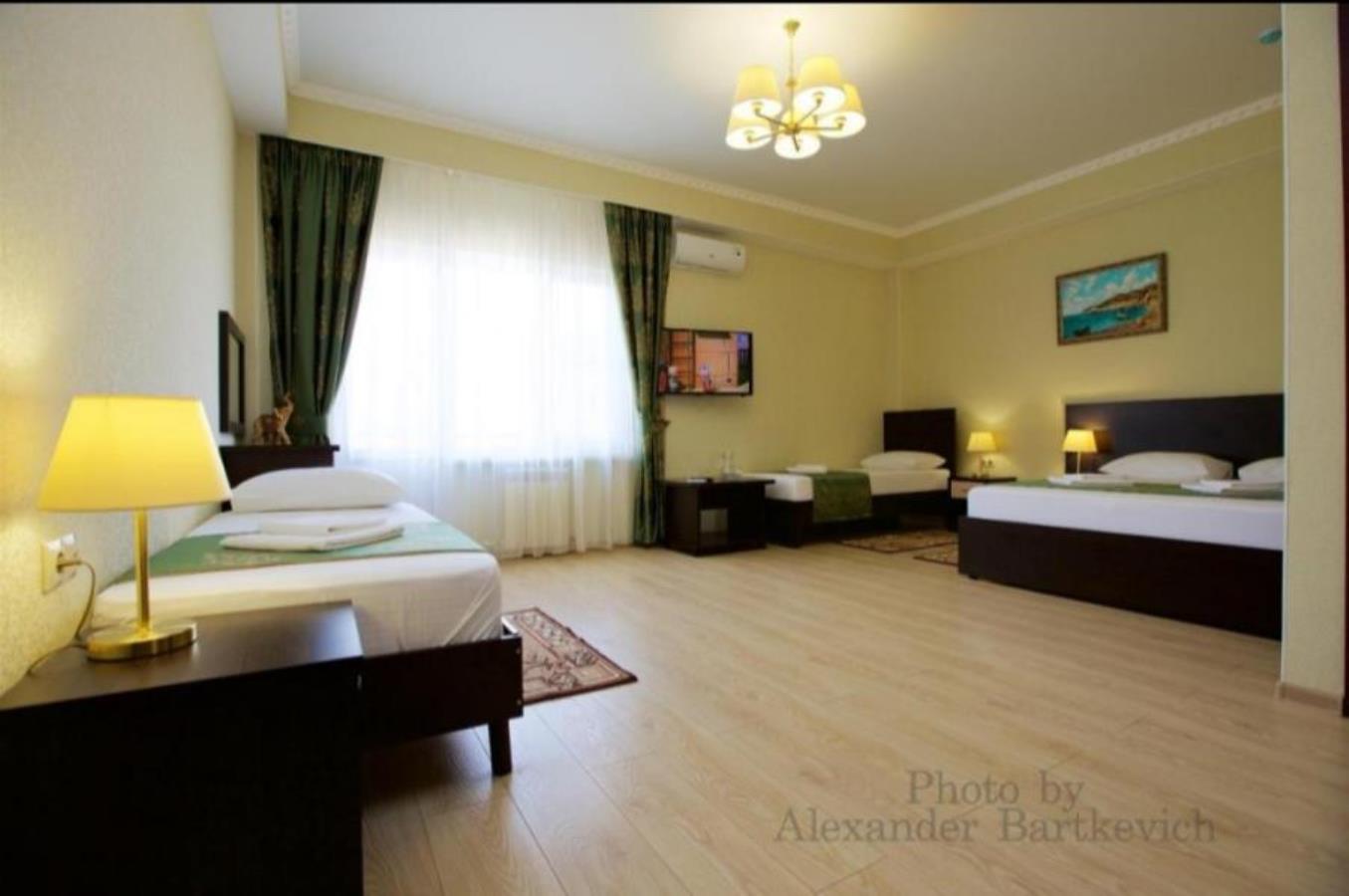 Четырехместный номер с балконом