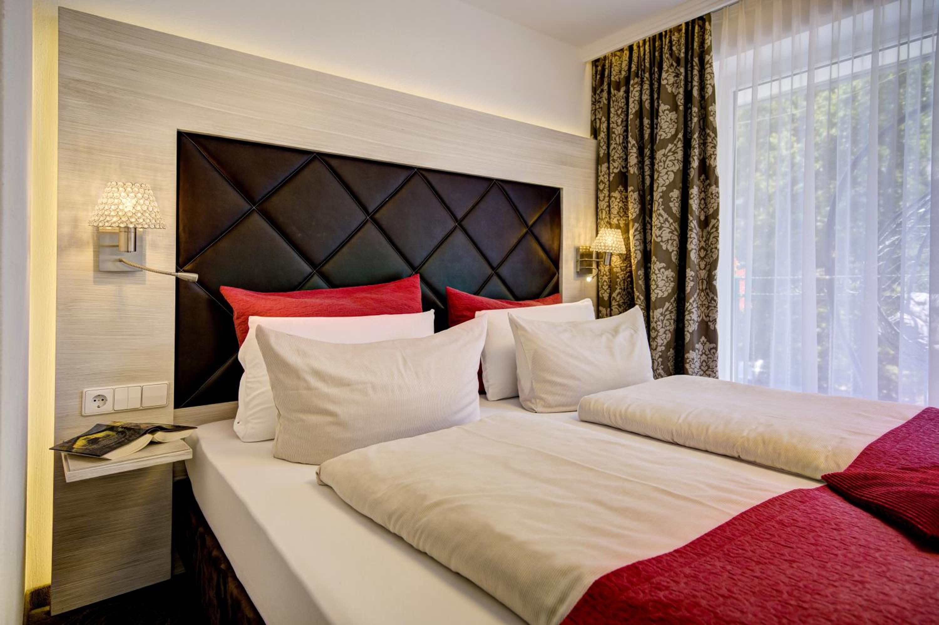 Riverside Junior Suite