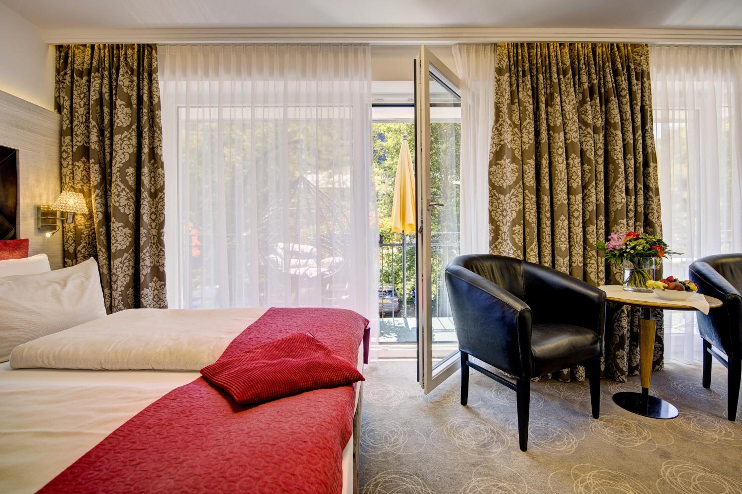 Riverside Junior Suite