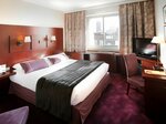 Classic Double Room with Double Bed в Hôtel Le Roosevelt