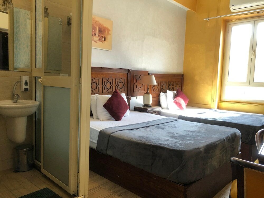 Deluxe Double or Twin Room