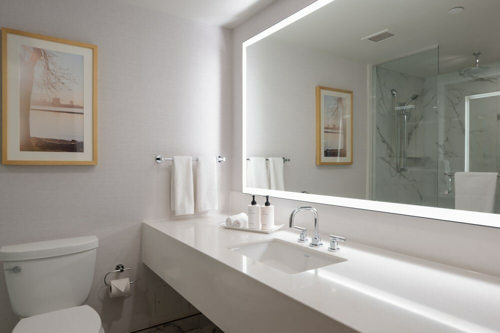 Junior Suite, 1 King Bed (High Floor)