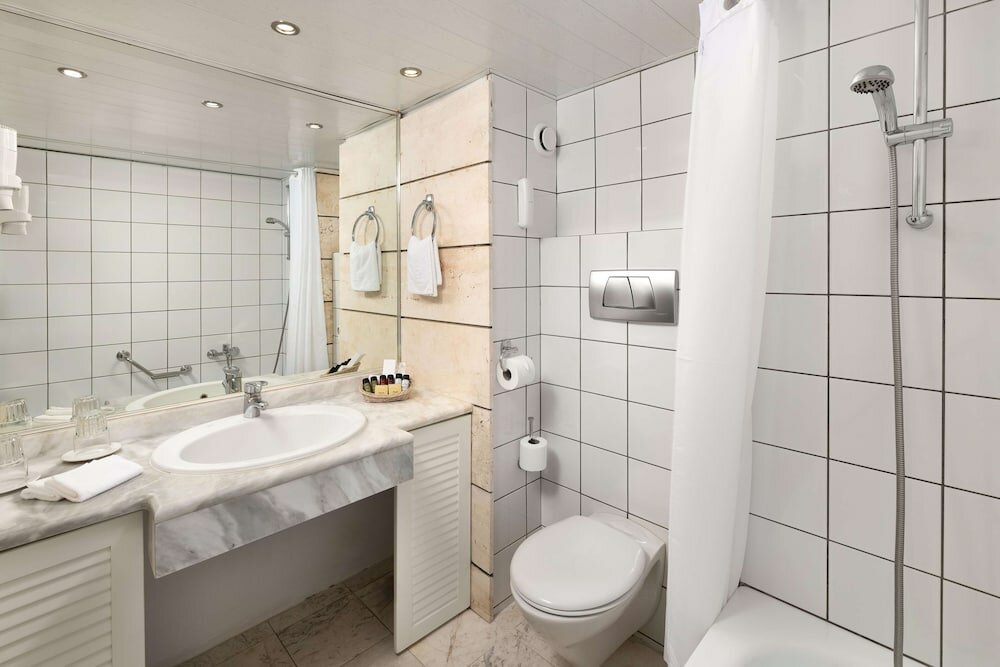 Double Room Single Use, Garden View