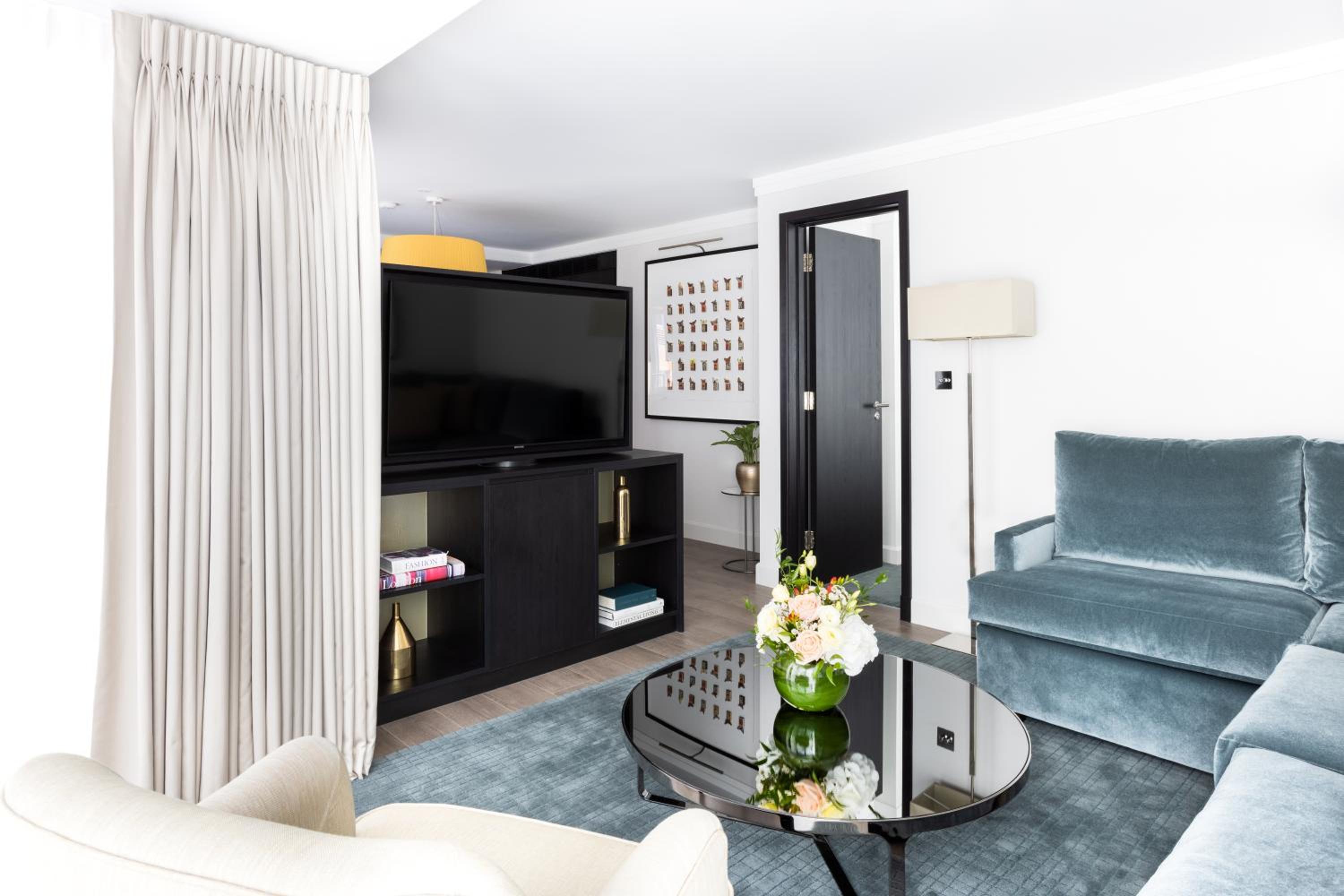 Two Bedroom Deluxe Apartment