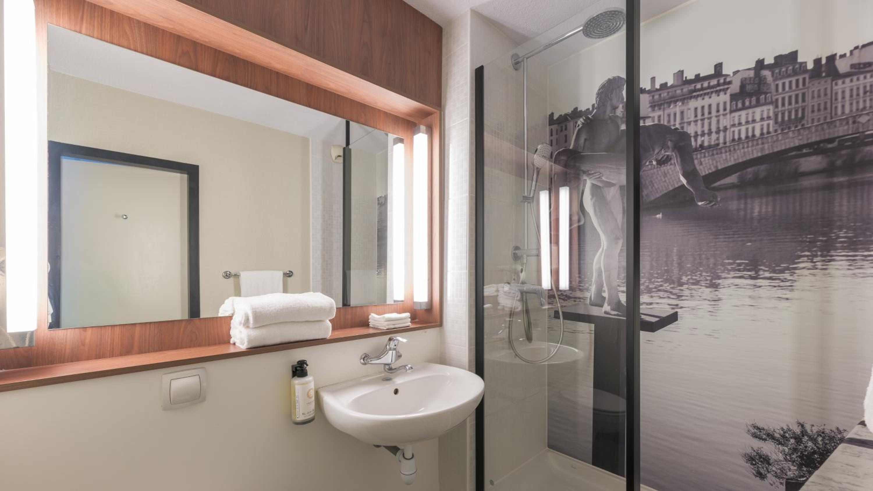 Standard Queen Room with One Sofa Bunk Bed