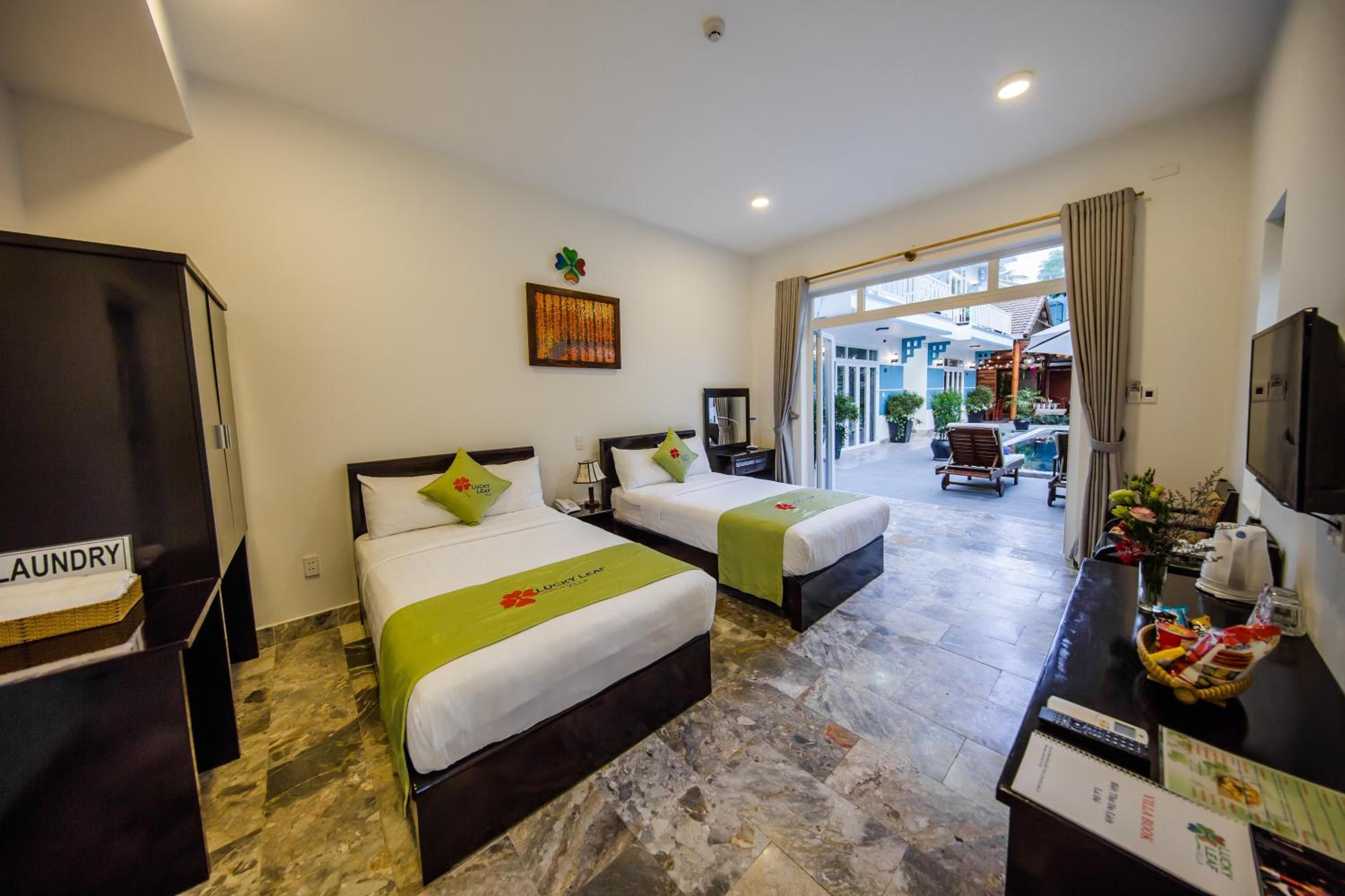 Deluxe Double or Twin Room with Pool View
