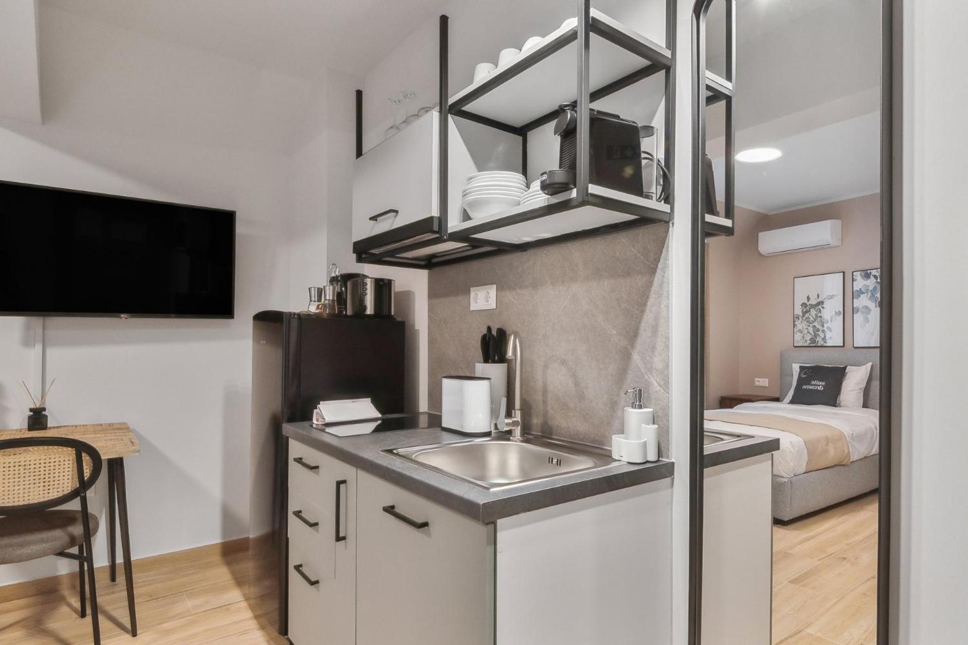 Single Studio with balcony