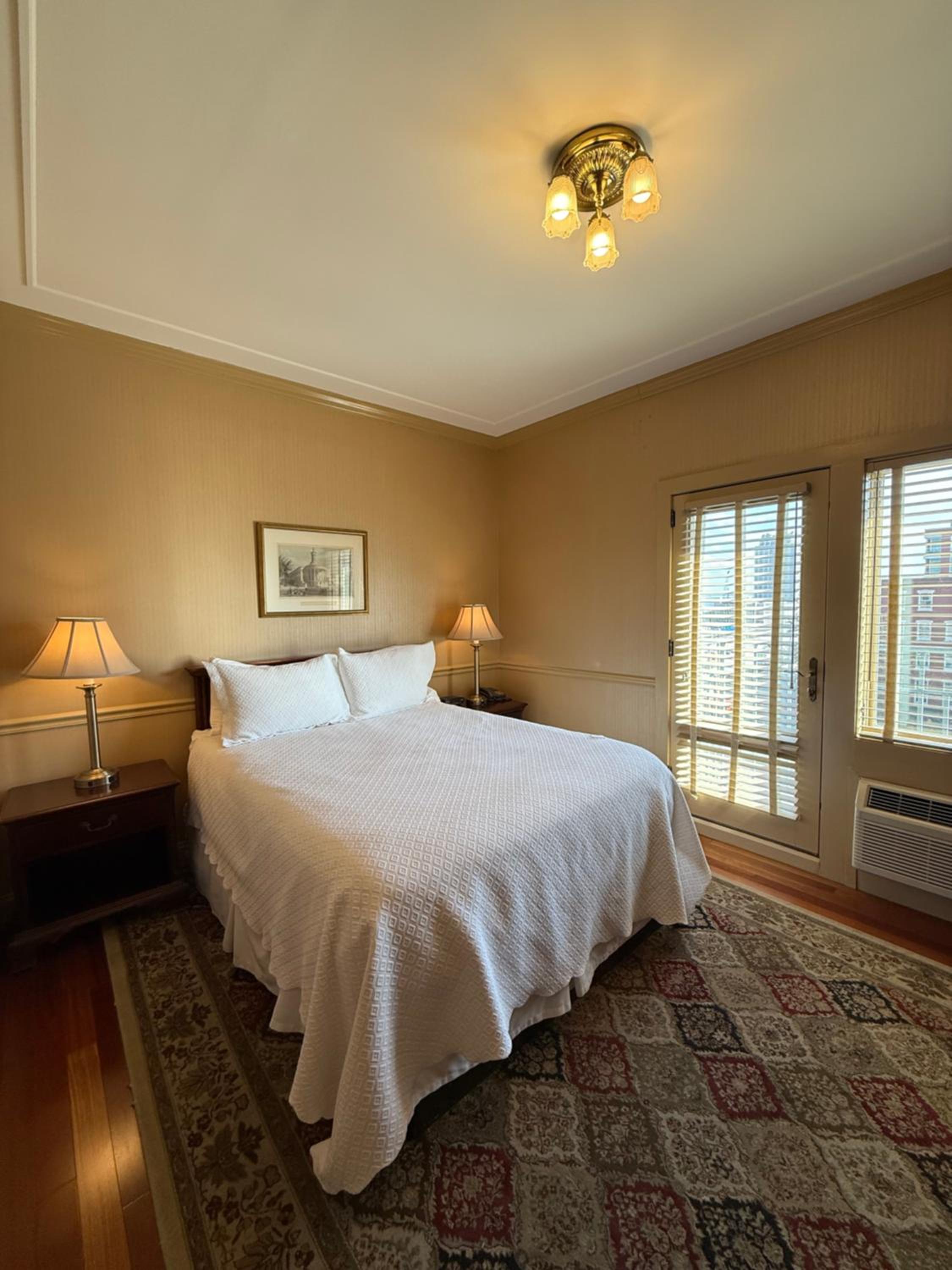 Queen Room with Balcony