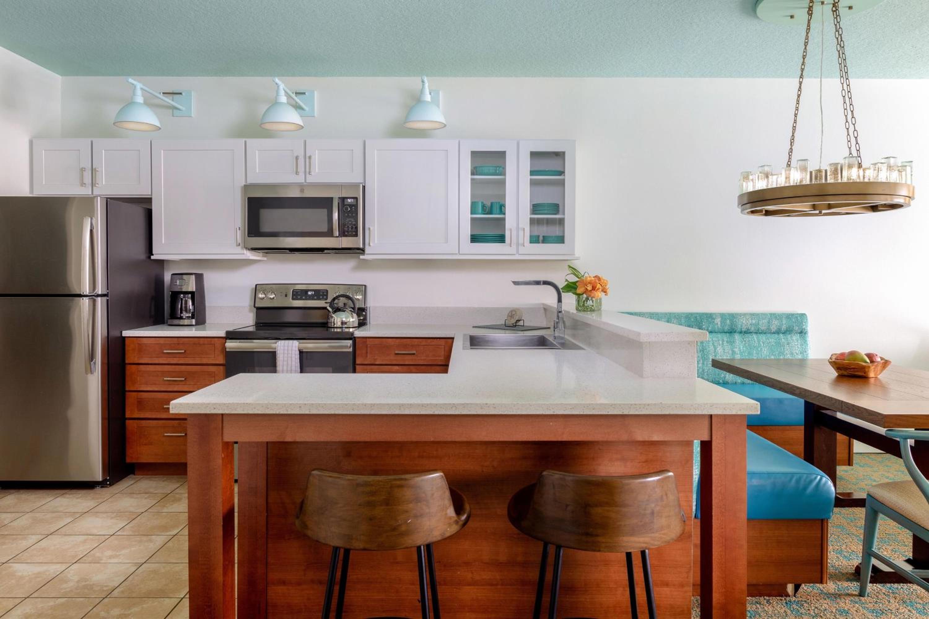 One-Bedroom King Villa with Sofa Bed