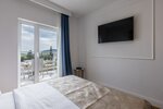 Junior Triple Room в Art Hotel