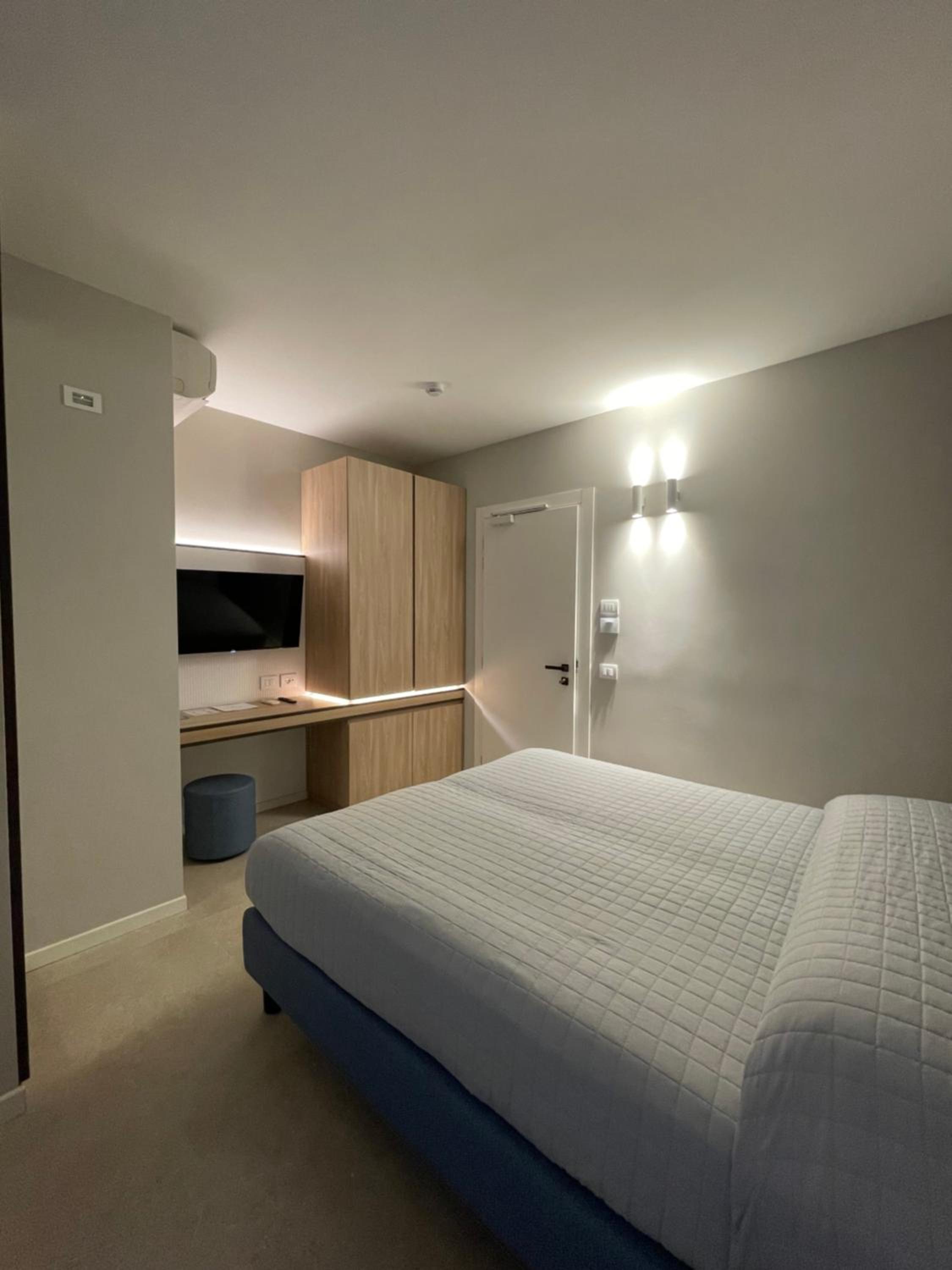 Double or Twin Room with Balcony