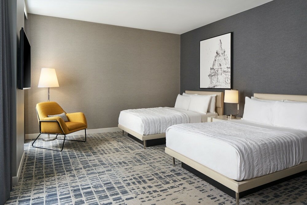 Room, 2 Double Beds, Non Smoking (Mobility/Hearing Accessible, Tub)