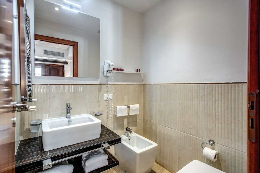 Design Double or Twin Room