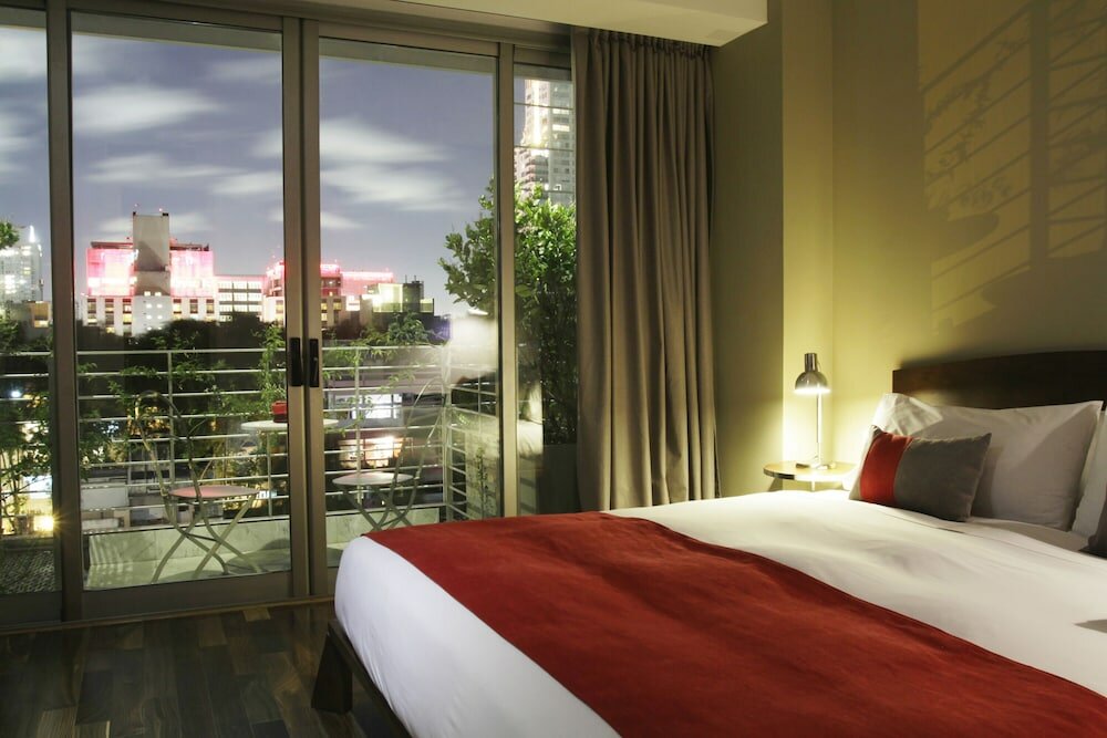 Luxury Suite, Jetted Tub (Palo Santo)