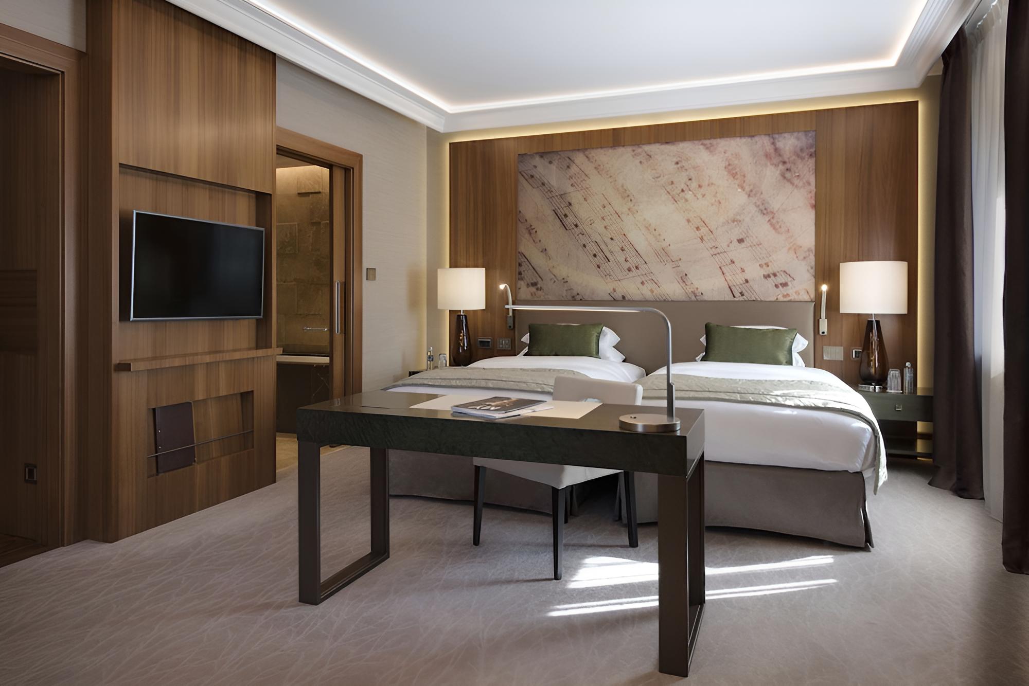 Superior Room, Courtyard View