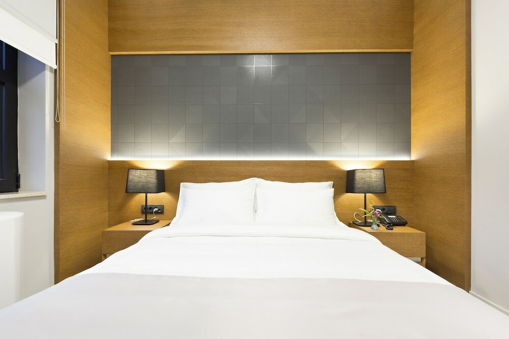 Deluxe Double or Twin Room, 1 Bedroom, Courtyard View