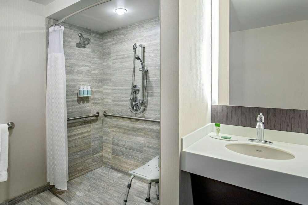 Room, 1 King Bed (High Floor)