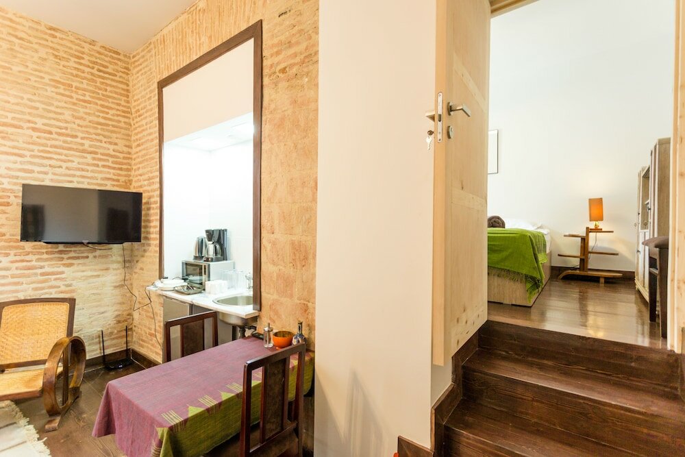 Family Quadruple Room, 2 Bedrooms, Garden View, Garden Area