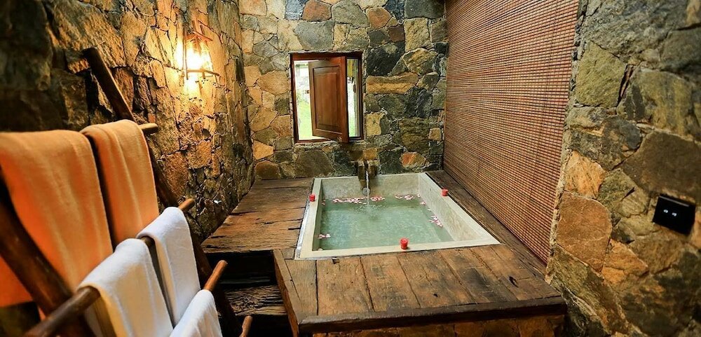 Honeymoon Room, Mountain View