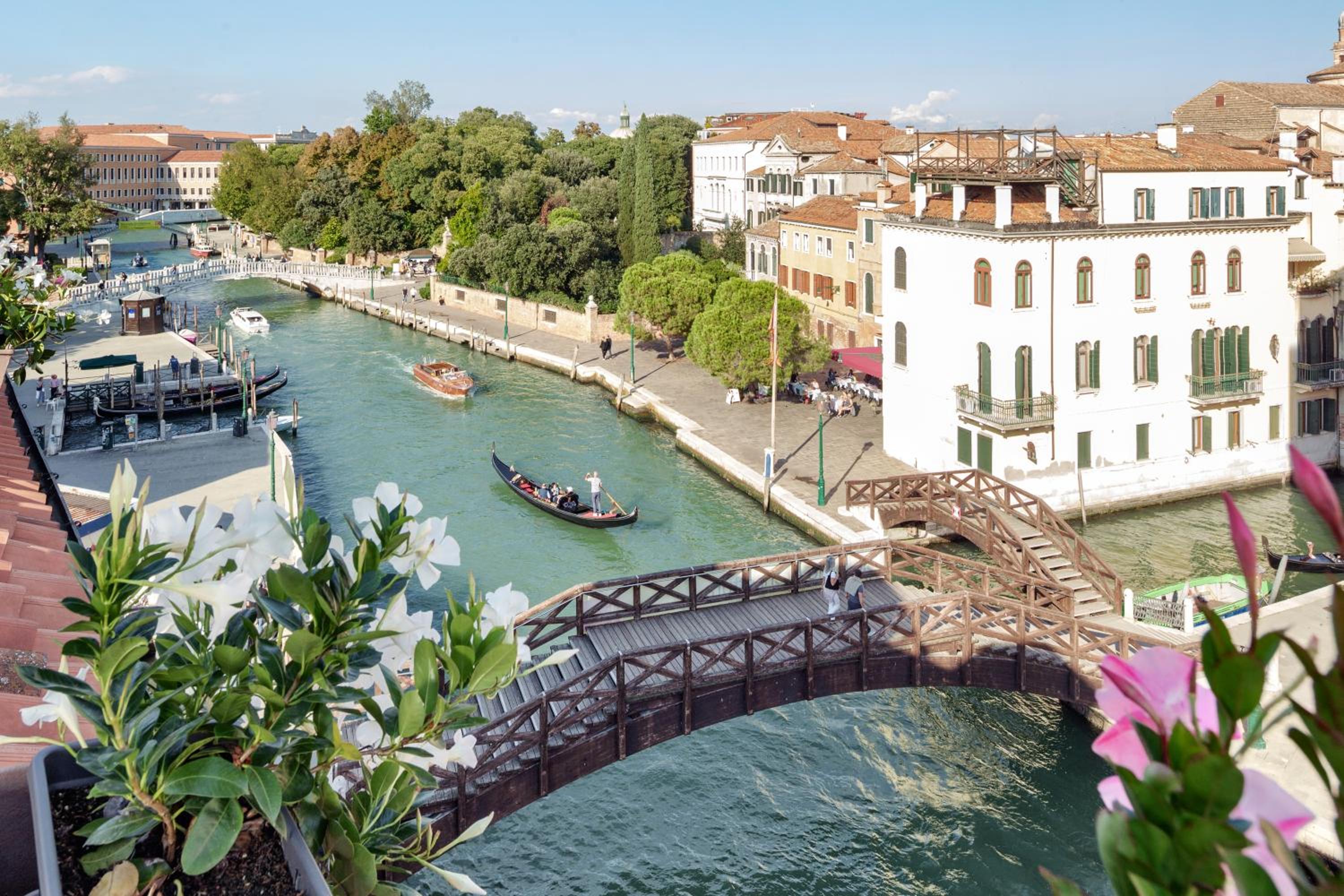 Deluxe Double Room with Terrace