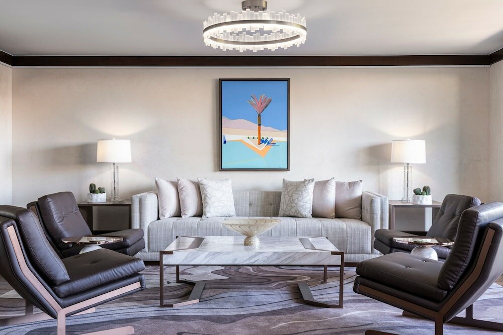 Resort King, 1 King, Club Lounge Access