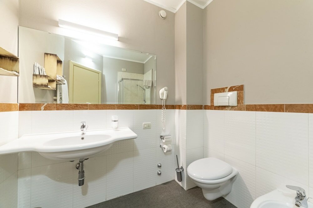 Classic Quadruple Room