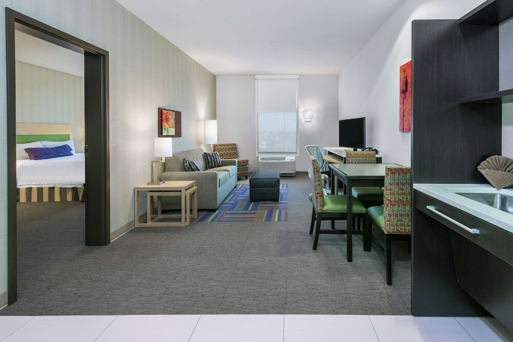 Suite, 1 King Bed, Accessible, Non Smoking (mob/hearing acc w/ roll-in shower)