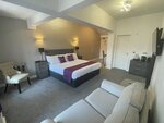 King Sofa Premier Room в Ruskin Hotel