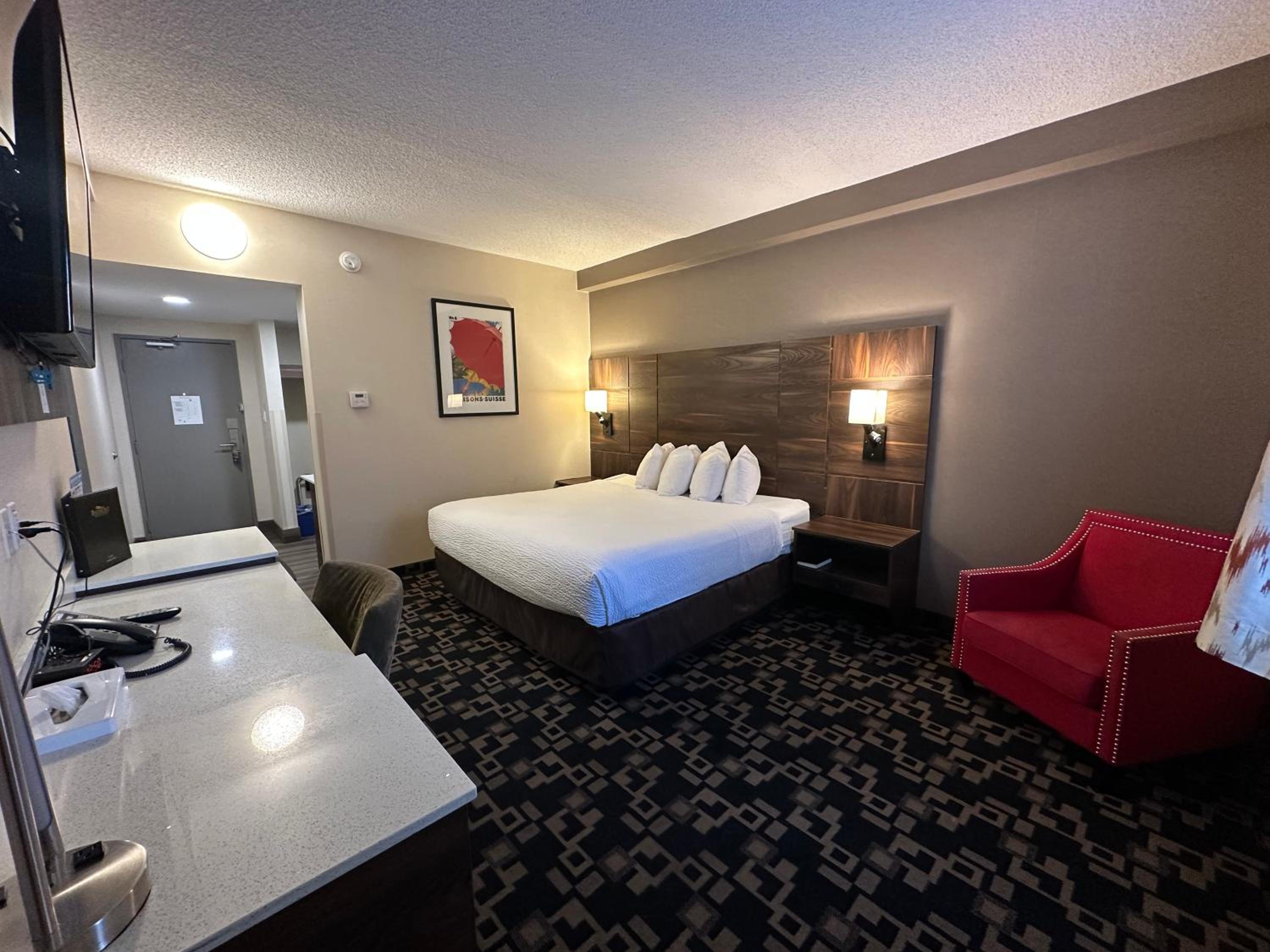 Queen Room - Non-Smoking