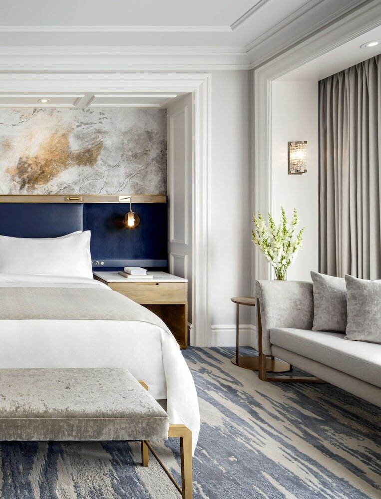 Suite, 1 Double Bed, Non Smoking, City View